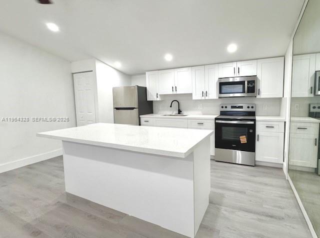 HOLLYWOOD LITTLE RANCHES - Residential Lease