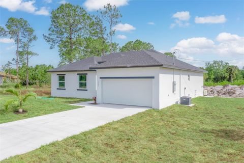 3121 71th St W Lehigh Acres FL 33971