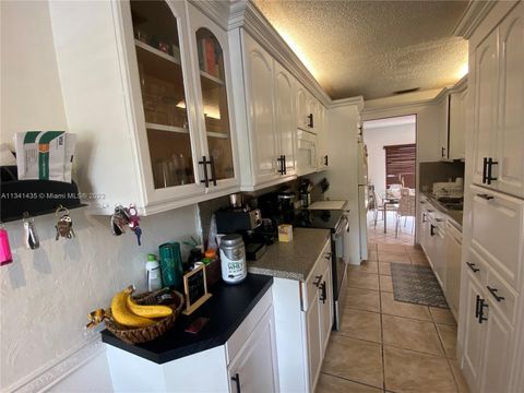 A home in Plantation