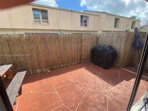 A home in Plantation