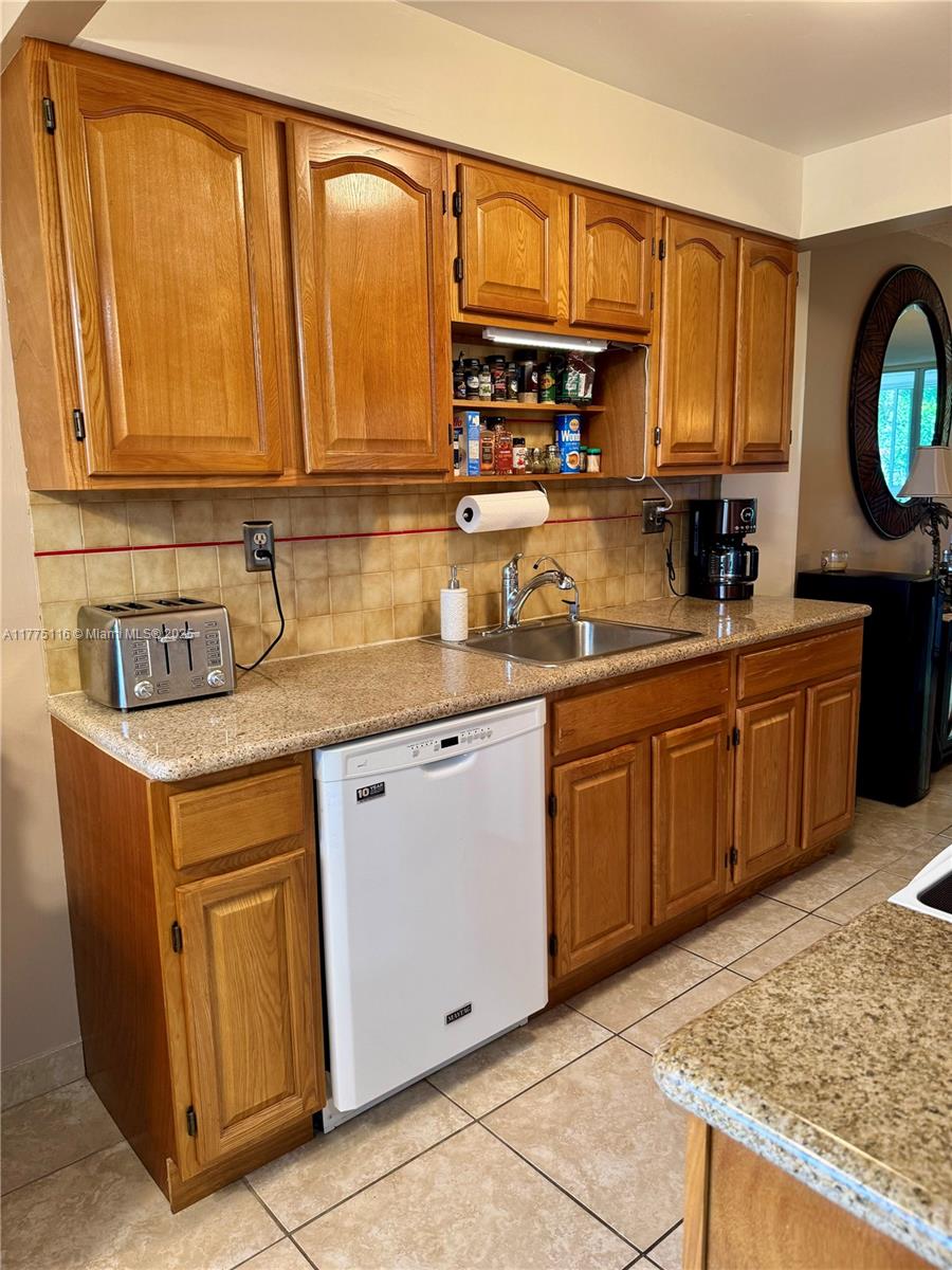 CYPRESS CHASE - Residential