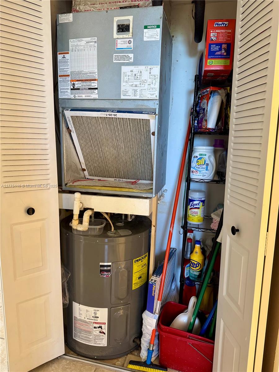 CYPRESS CHASE - Residential