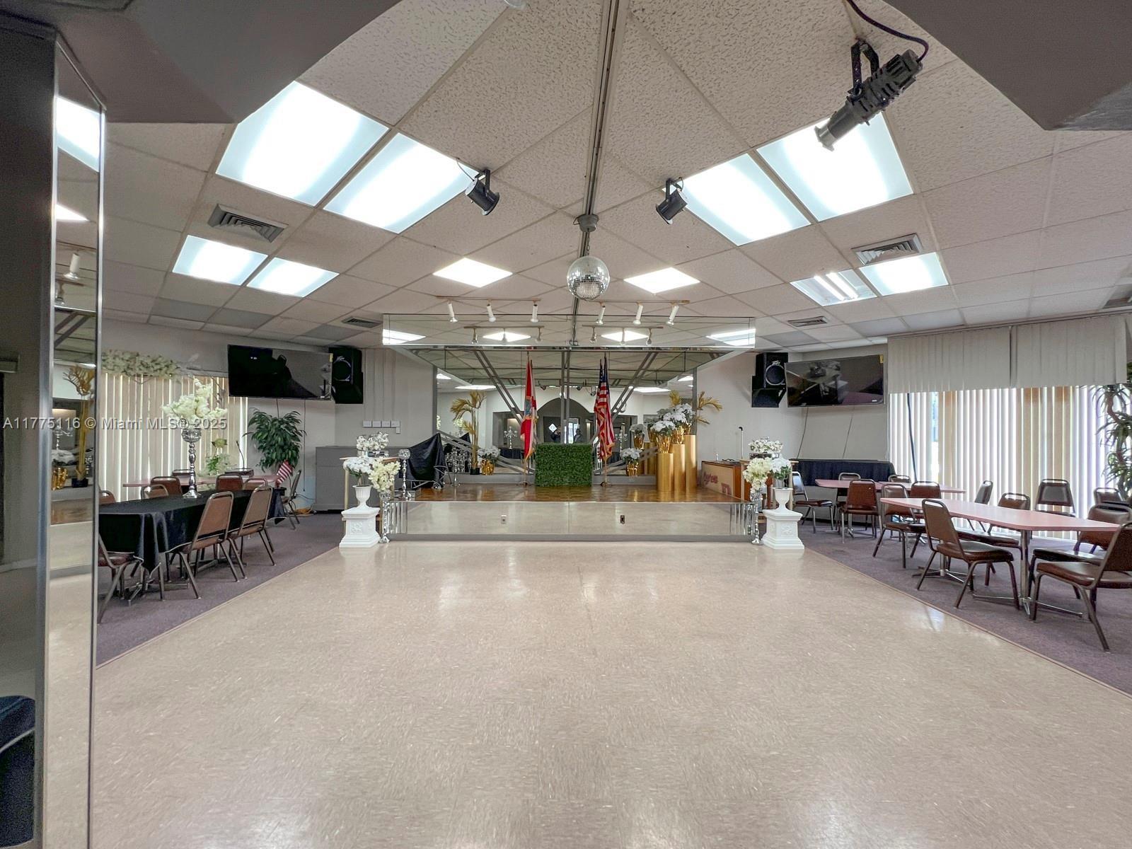 CYPRESS CHASE - Residential