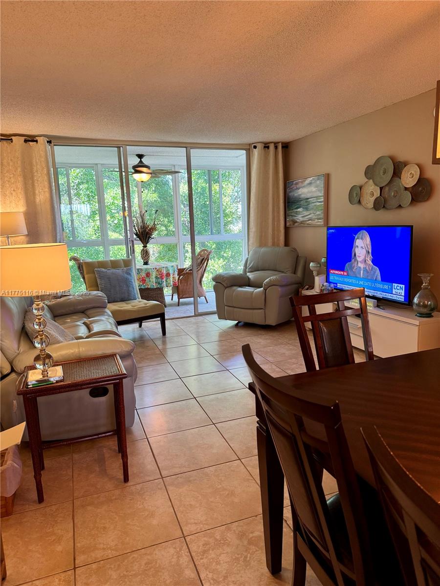 CYPRESS CHASE - Residential