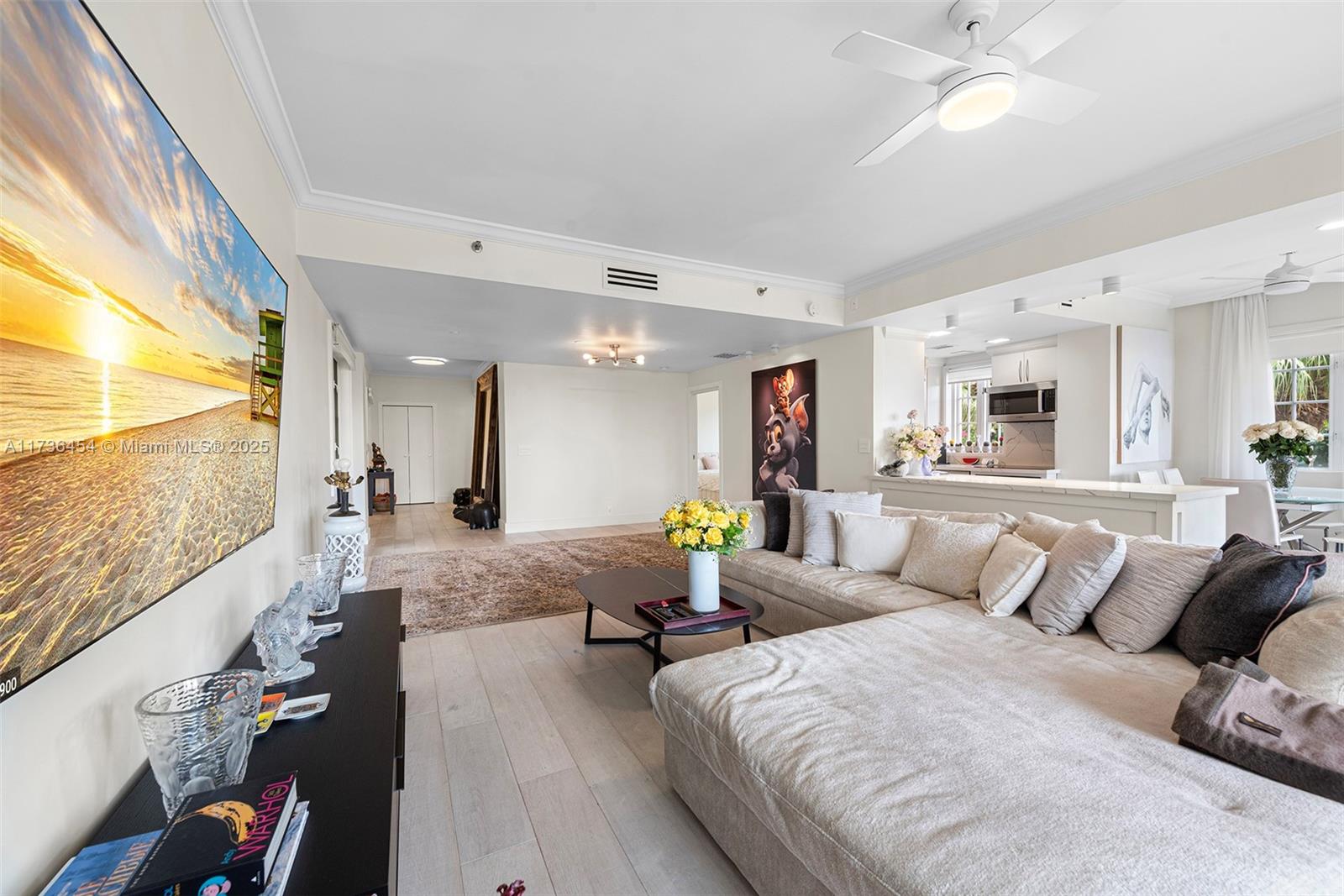 19122 Fisher Island Dr 19122