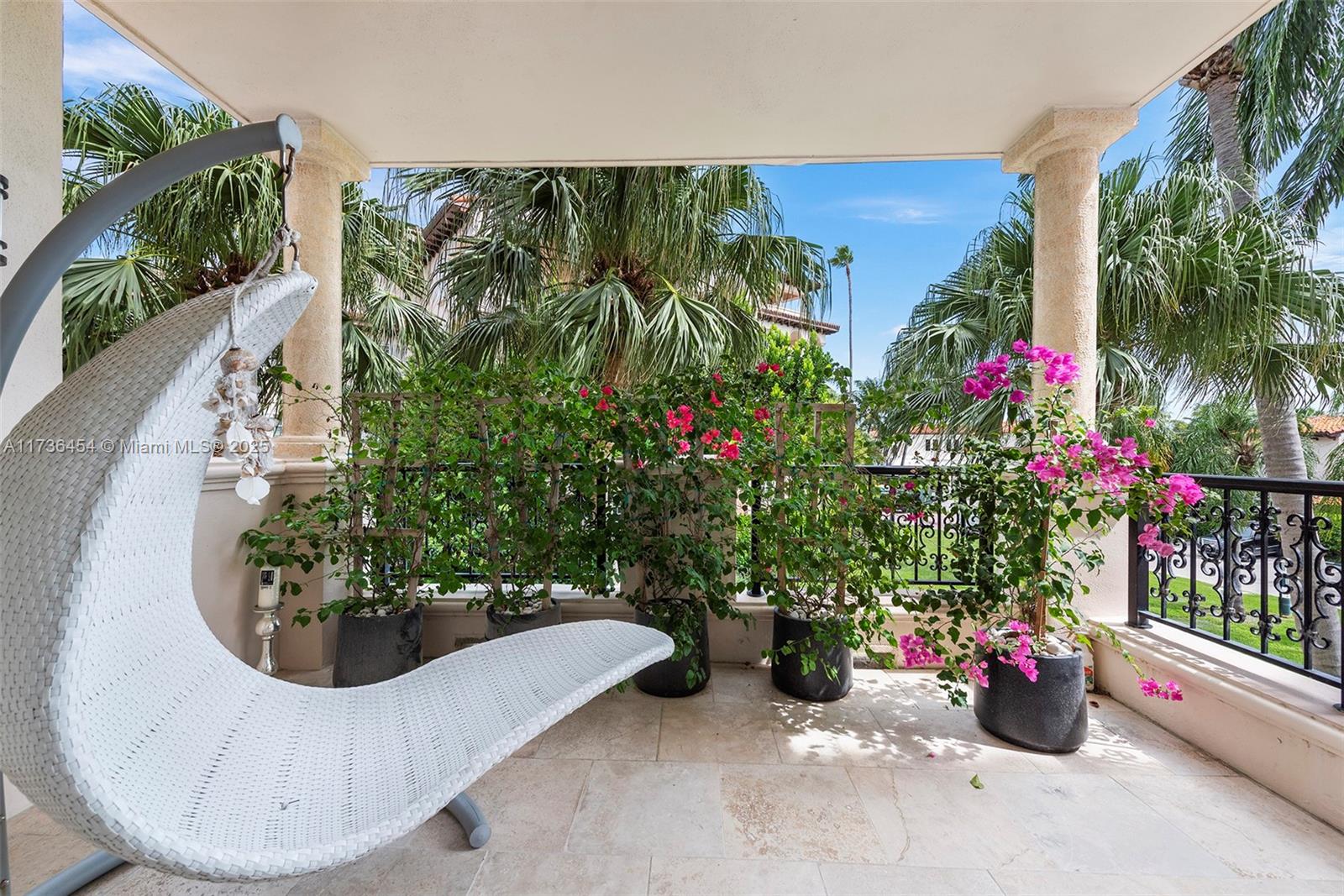 SEASIDE CONDO - Residential Lease