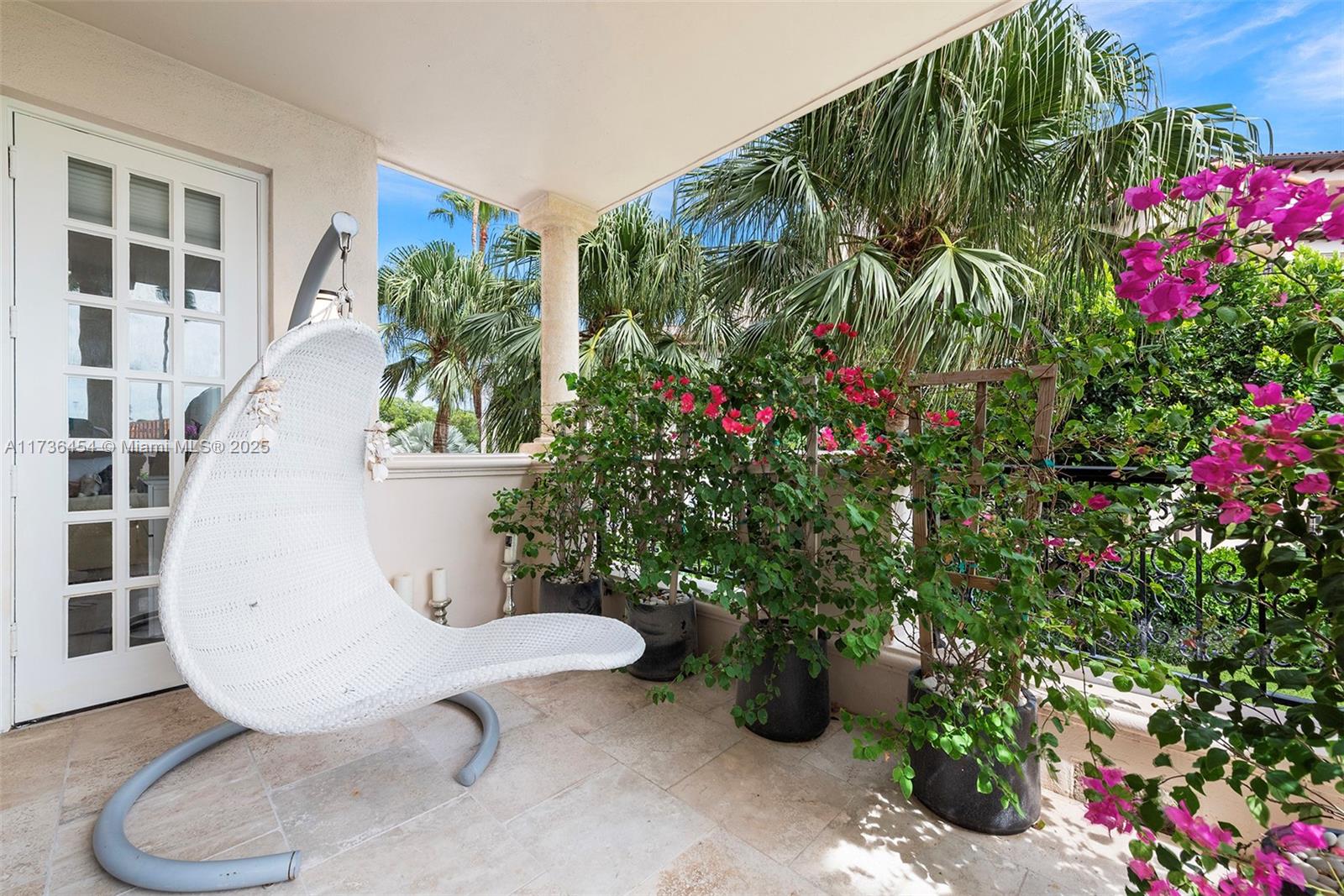 SEASIDE CONDO - Residential Lease