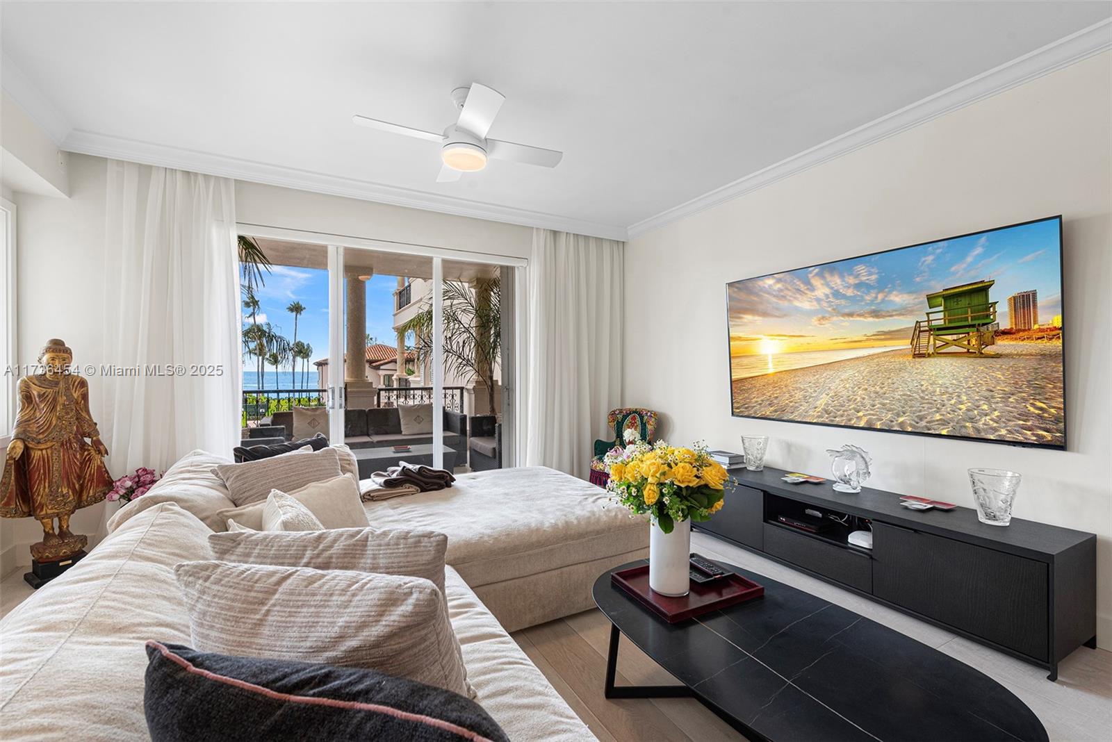 19122 Fisher Island Dr 19122