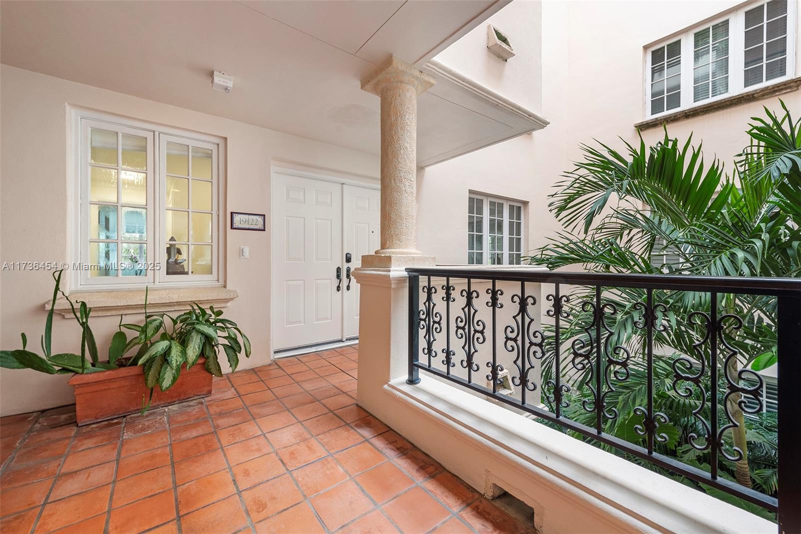 SEASIDE CONDO - Residential Lease