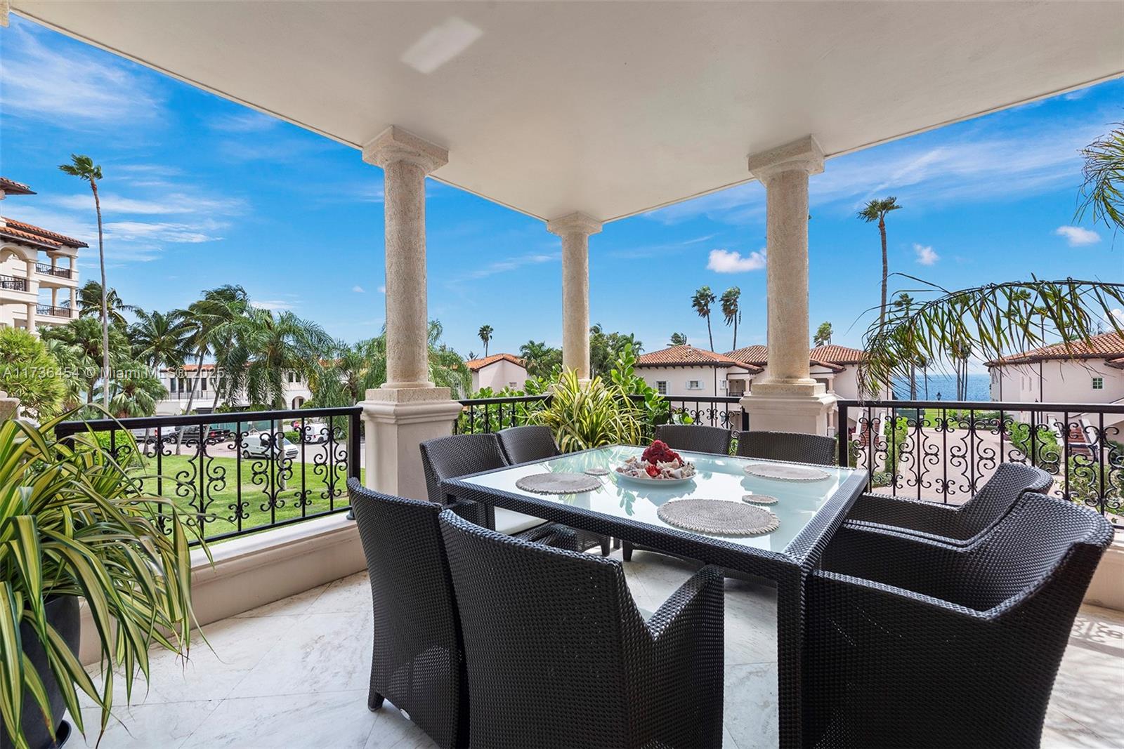 SEASIDE CONDO - Residential Lease