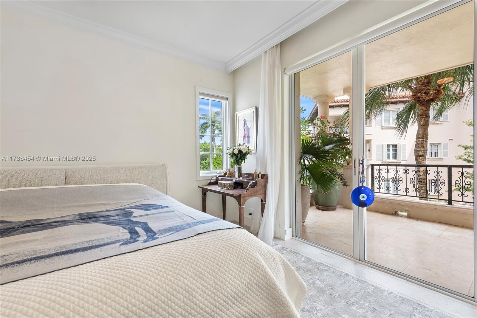 SEASIDE CONDO - Residential Lease