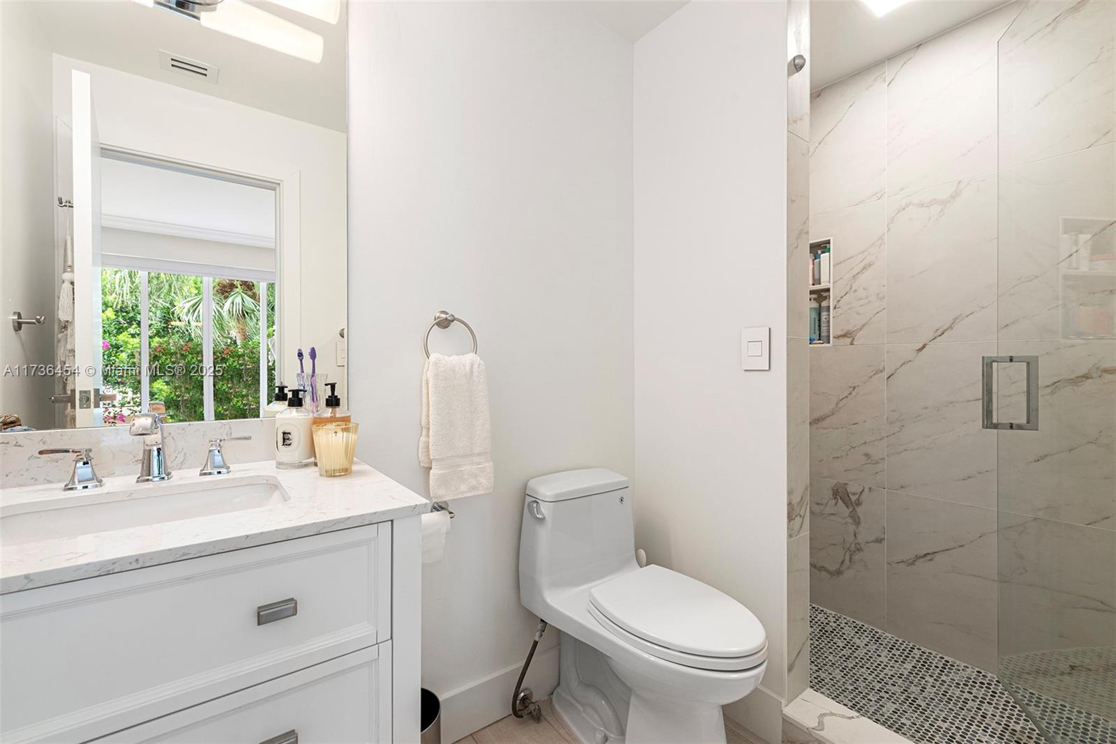 SEASIDE CONDO - Residential Lease