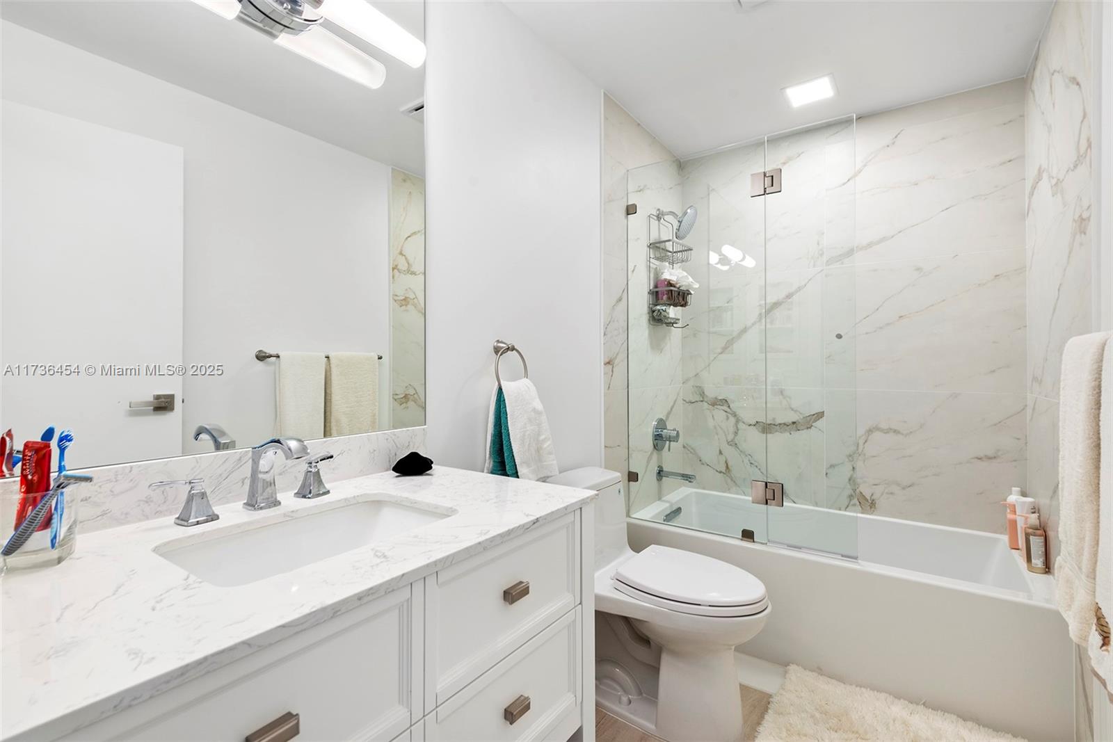 SEASIDE CONDO - Residential Lease