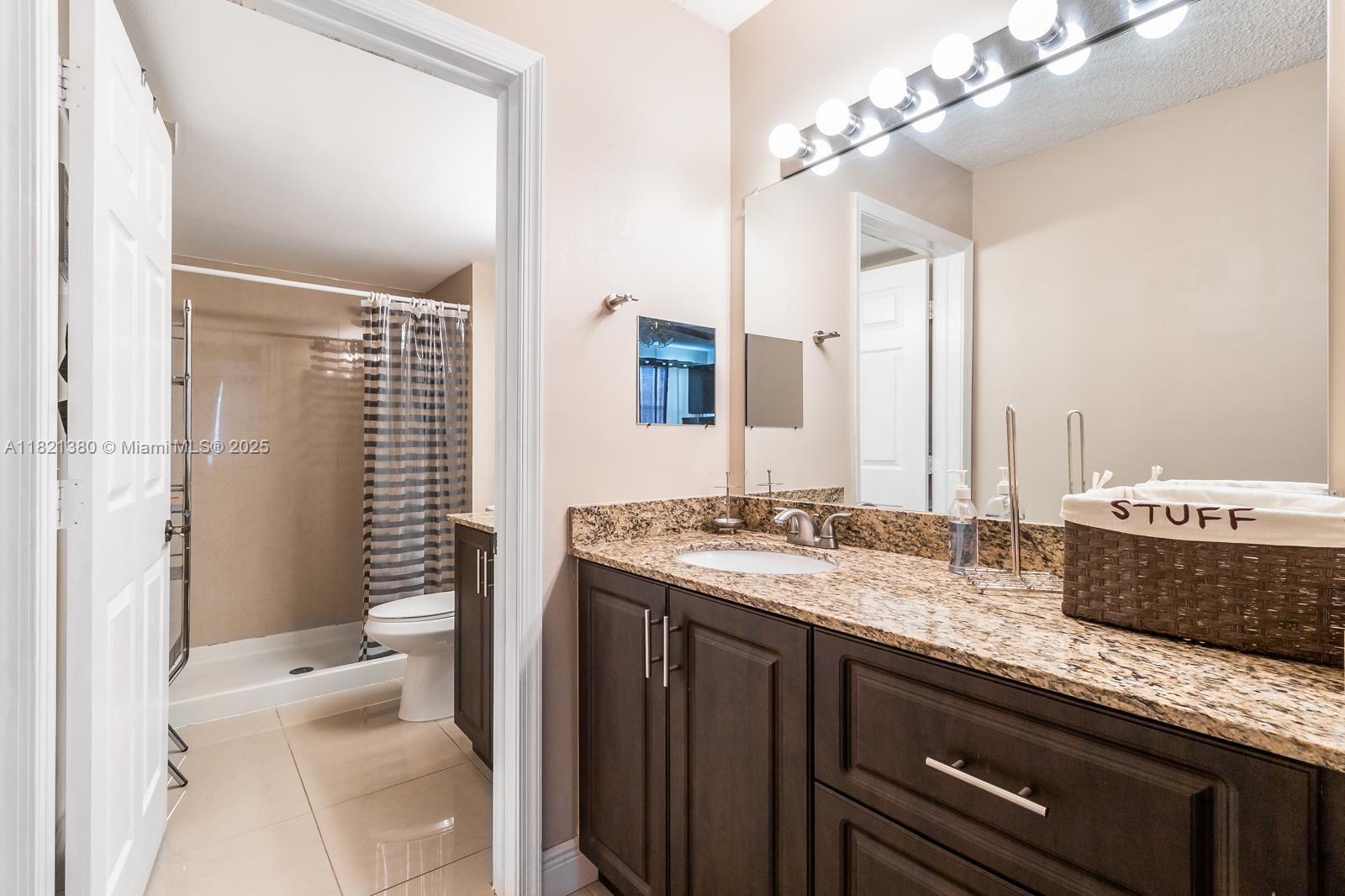 SUNRISE LAKES 187 CONDO - Residential