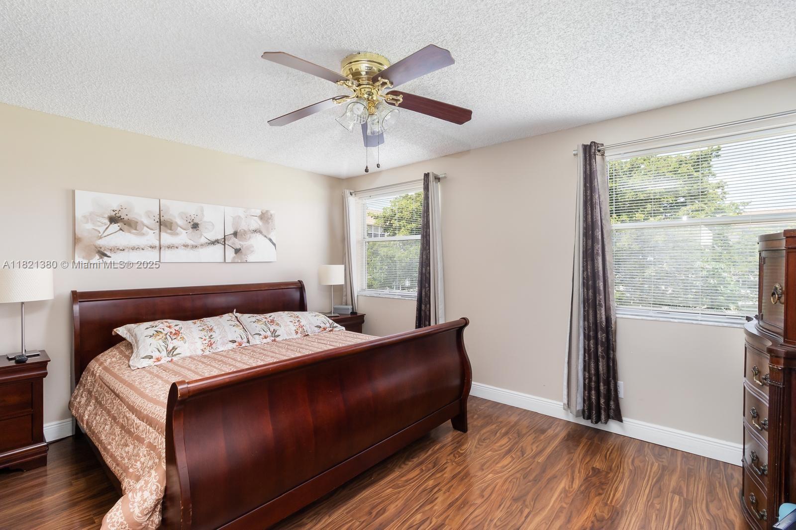 SUNRISE LAKES 187 CONDO - Residential