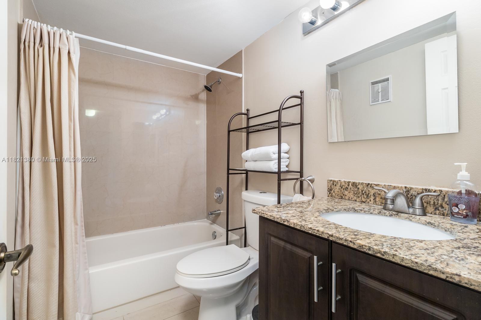 SUNRISE LAKES 187 CONDO - Residential