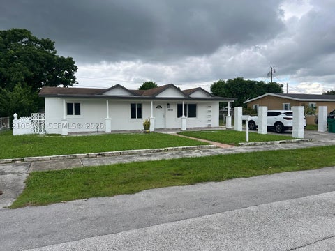 Photo of 14720 SW 103 Ct, Miami, FL 33176 (MLS # A12105895)