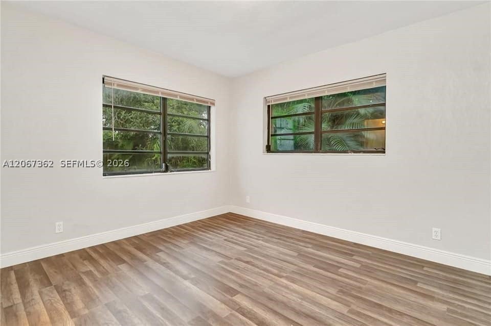 486 W Evanston Cir