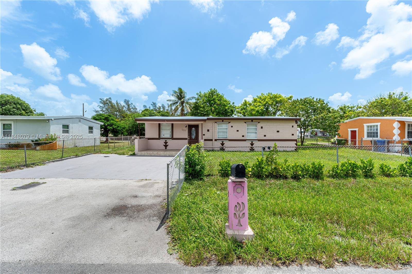 Large 5-bed, 2-bath home in a quiet Fort Lauderdale neighborhood. This spacious property offers a flexible layout. Enjoy the generous outdoor space; perfect for barbecues, entertaining, or even adding a pool. Newer roof. The fully fenced yard for safe playing for kids and pets, there’s plenty of parking for vehicles. A great option for large family looking for plenty bedrooms and enough space to personalize. Easy access to major roads including NW 19th Street and I-95, plus just minutes to downtown Fort Lauderdale, Riverwalk, and the restaurants and shops along Las Olas Boulevard.