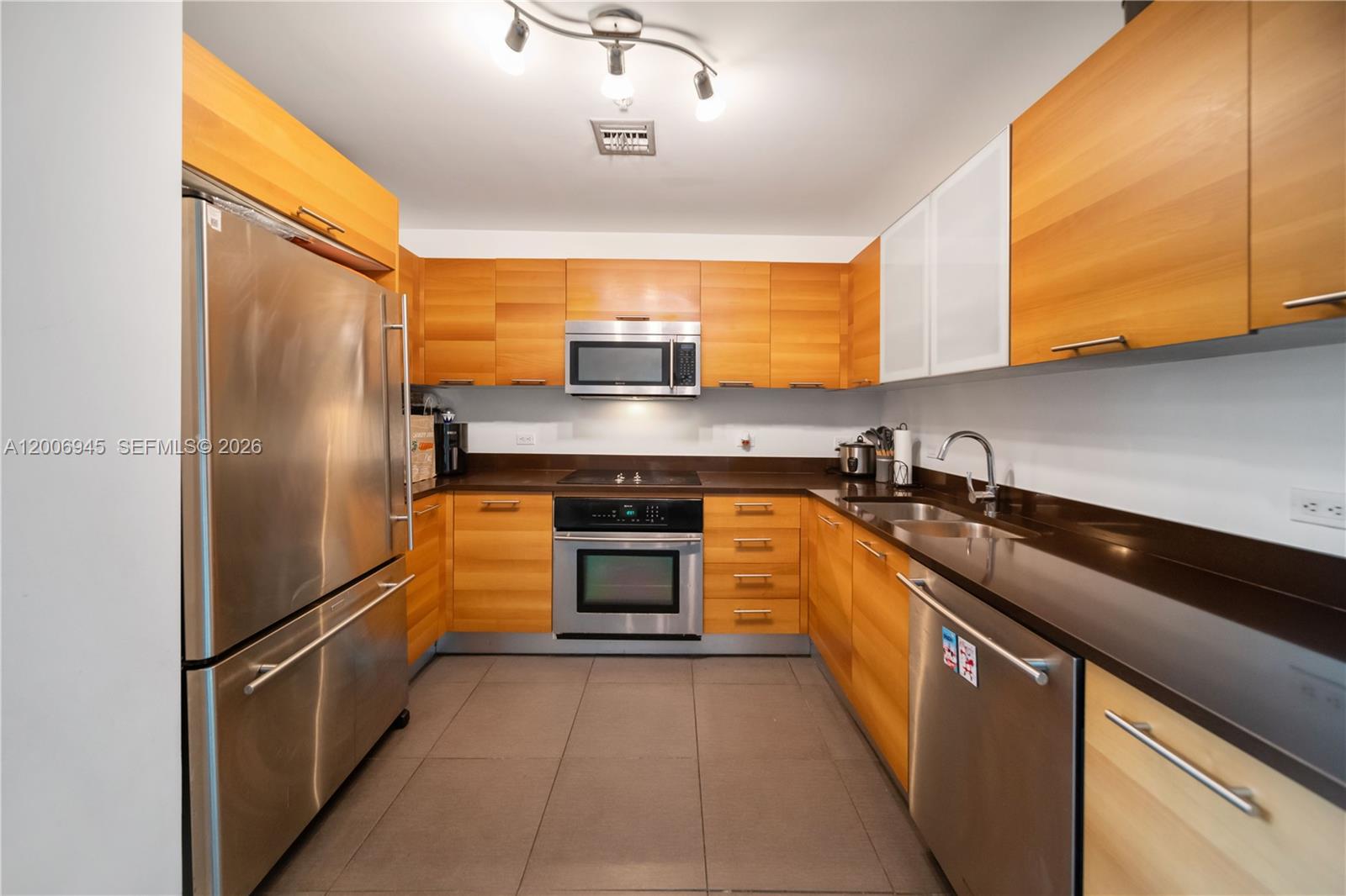 FOUR MIDTOWN MIAMI CONDO - Residential