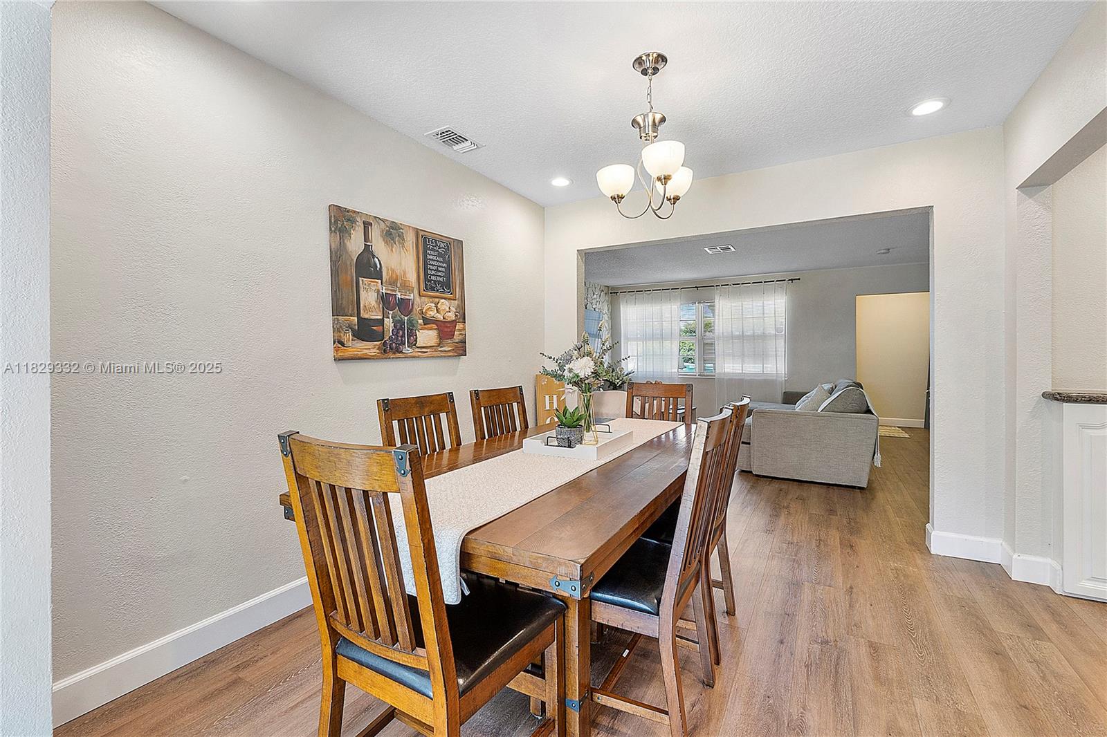 ORIOLE ESTATES SEC 6 - Residential