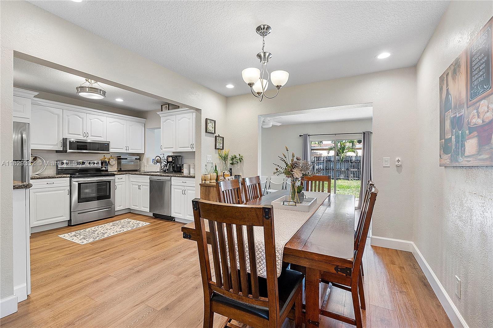 ORIOLE ESTATES SEC 6 - Residential