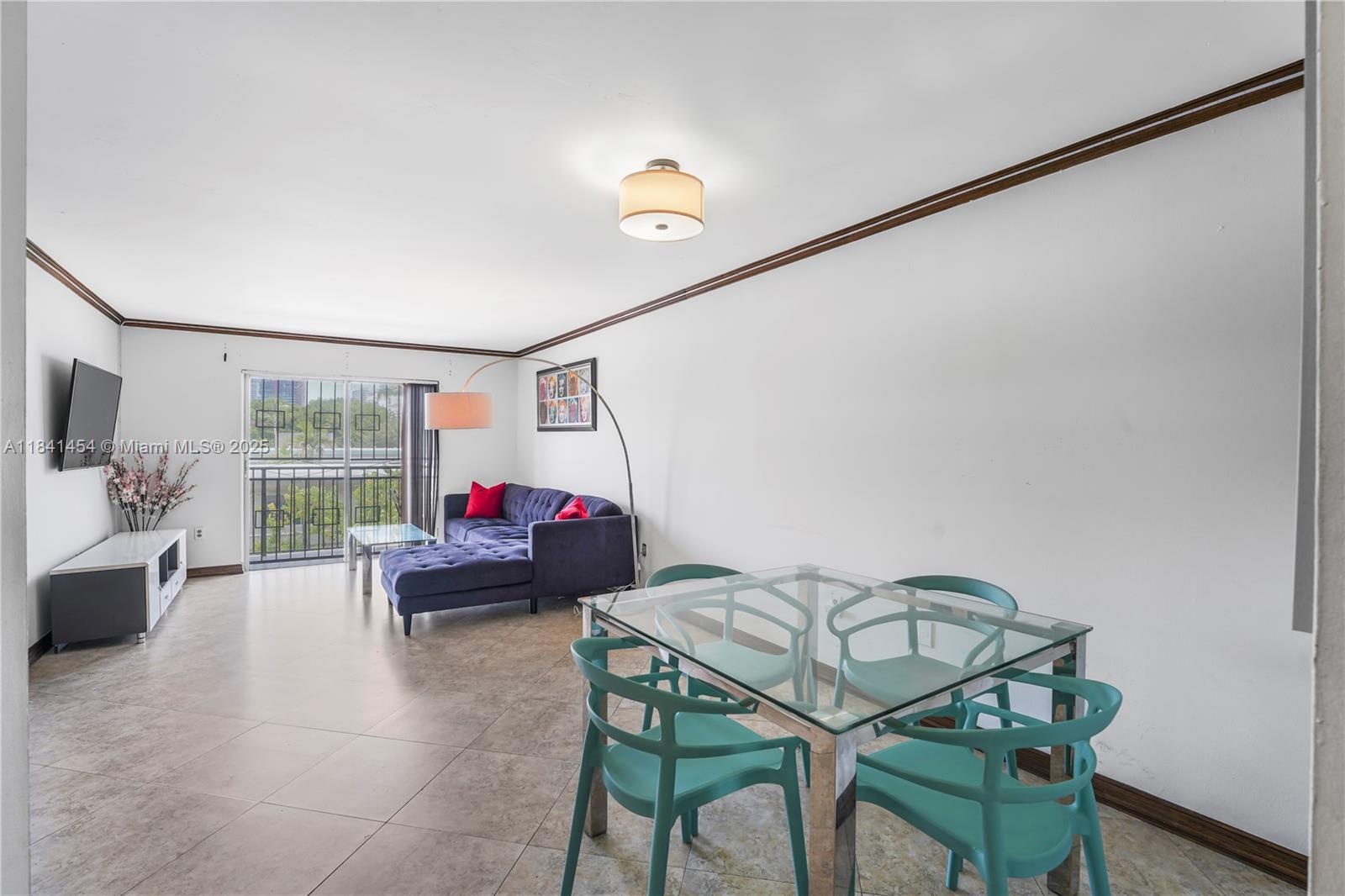 ALTON STAR CONDO - Residential Lease