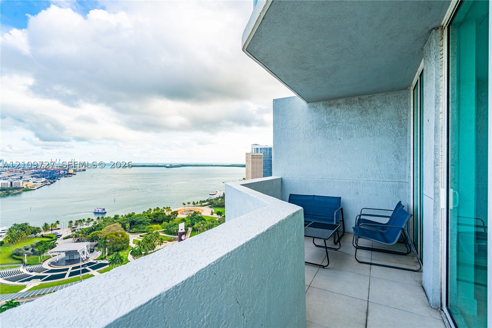 244 Biscayne Blvd 2802