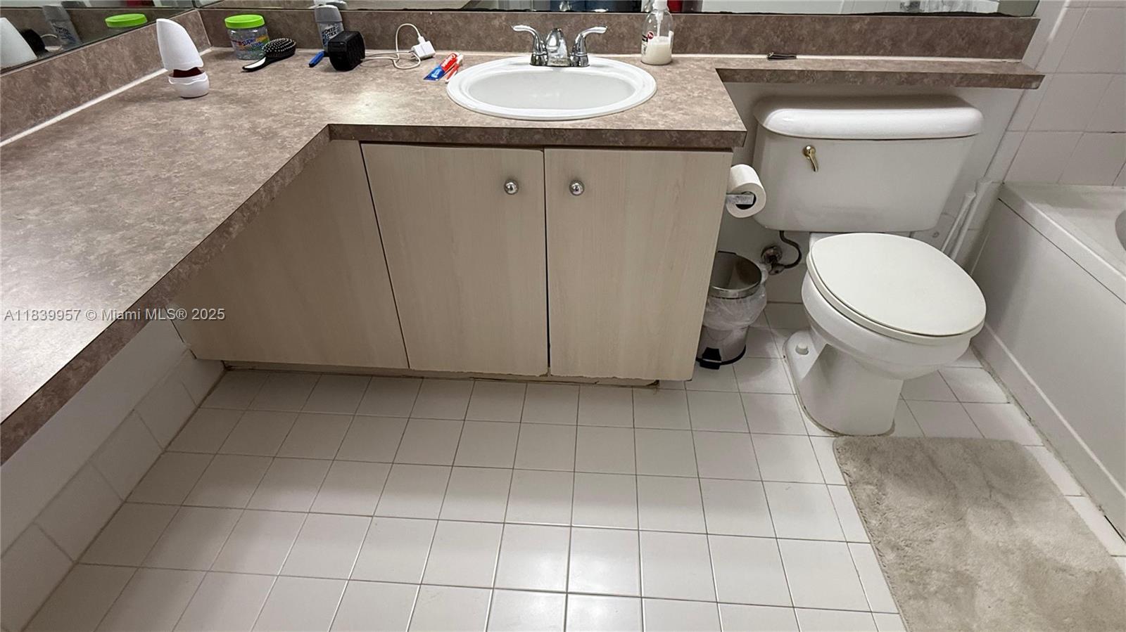 DEVONAIRE CONDO AT PEMBRO - Residential