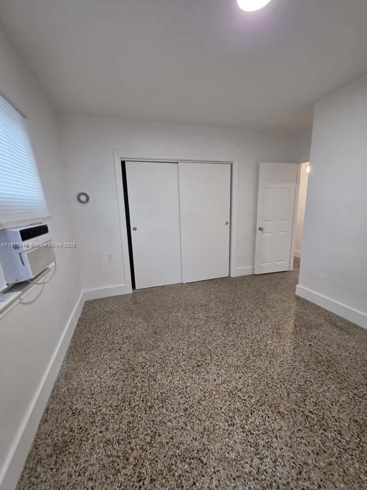 HOLLYWOOD - Residential Lease