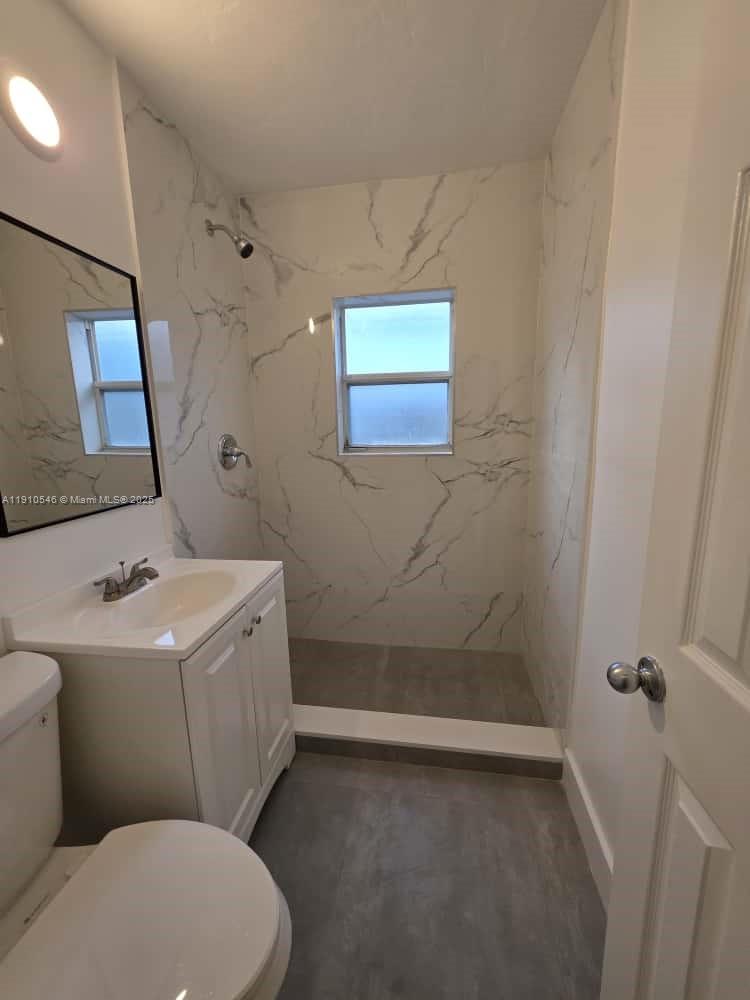 HOLLYWOOD - Residential Lease