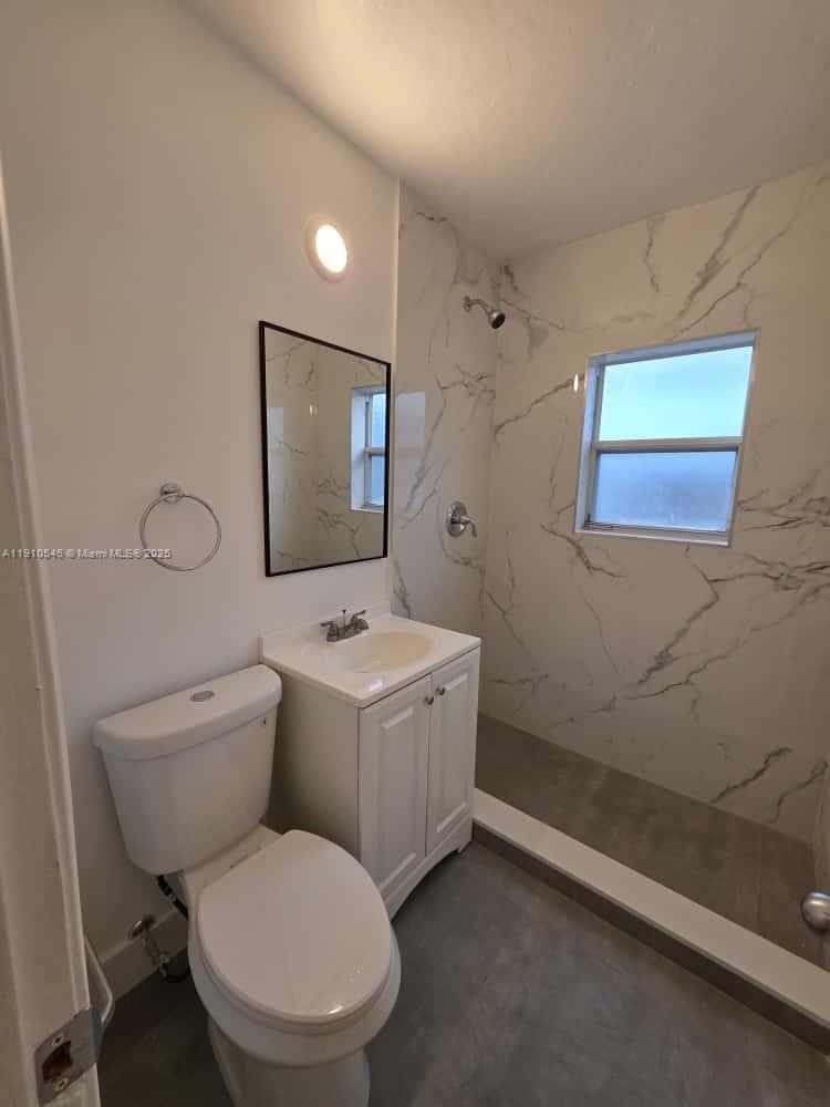 HOLLYWOOD - Residential Lease