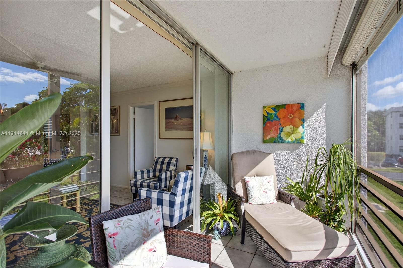 ROYAL PARK CONDO - Residential