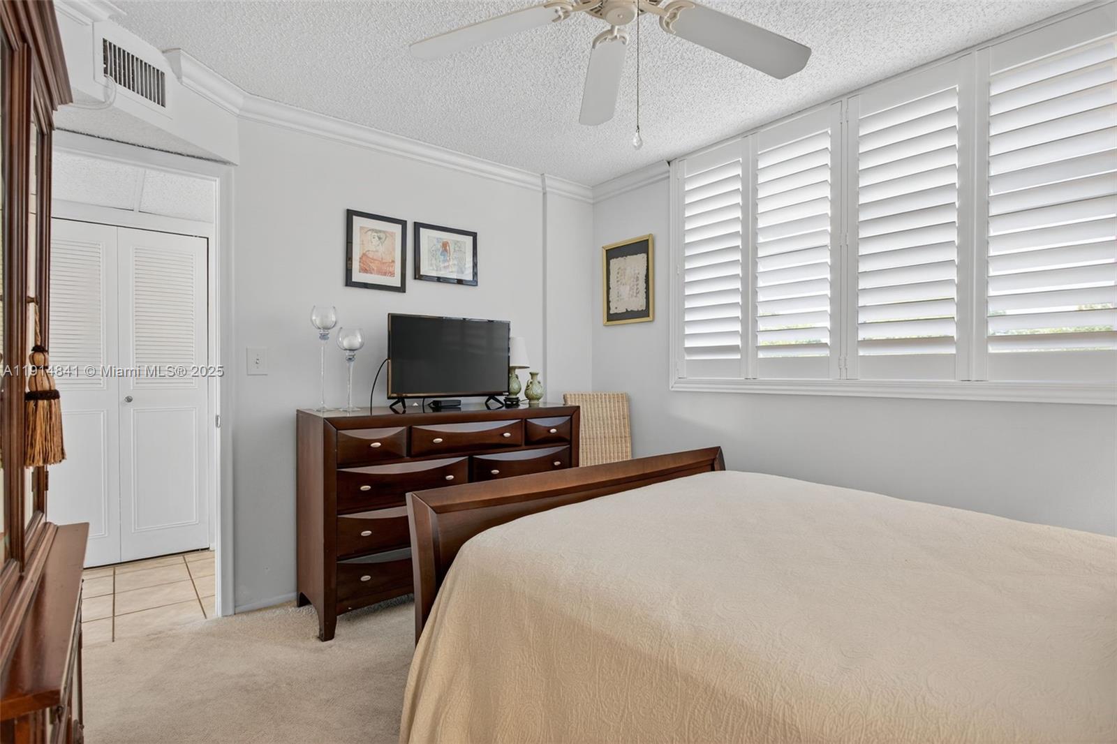 ROYAL PARK CONDO - Residential