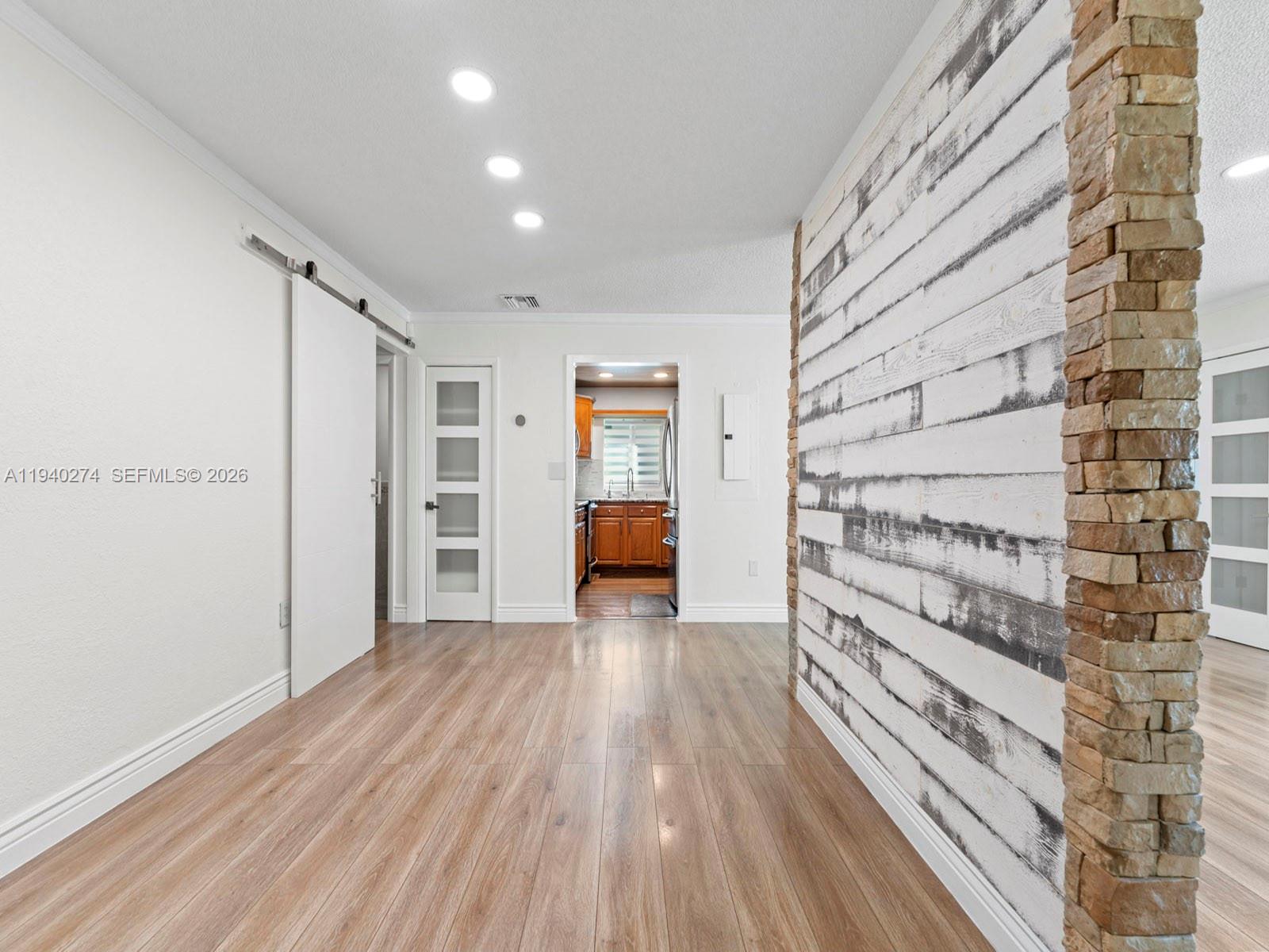 LAKES OF ACADIA UNIT 3 TH - Residential