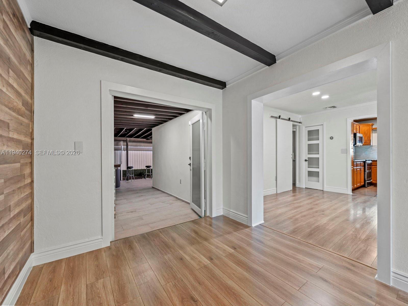 LAKES OF ACADIA UNIT 3 TH - Residential