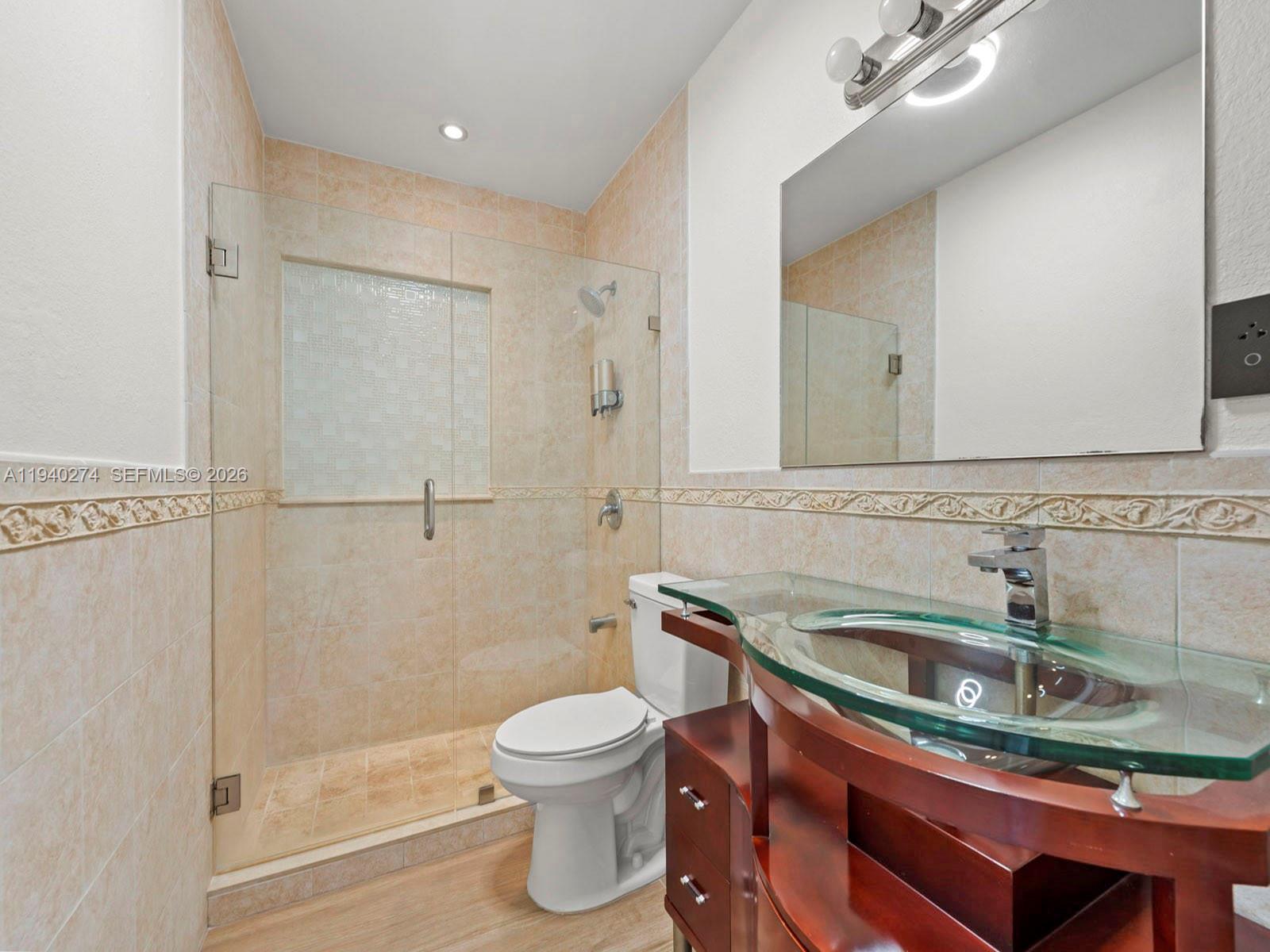 LAKES OF ACADIA UNIT 3 TH - Residential