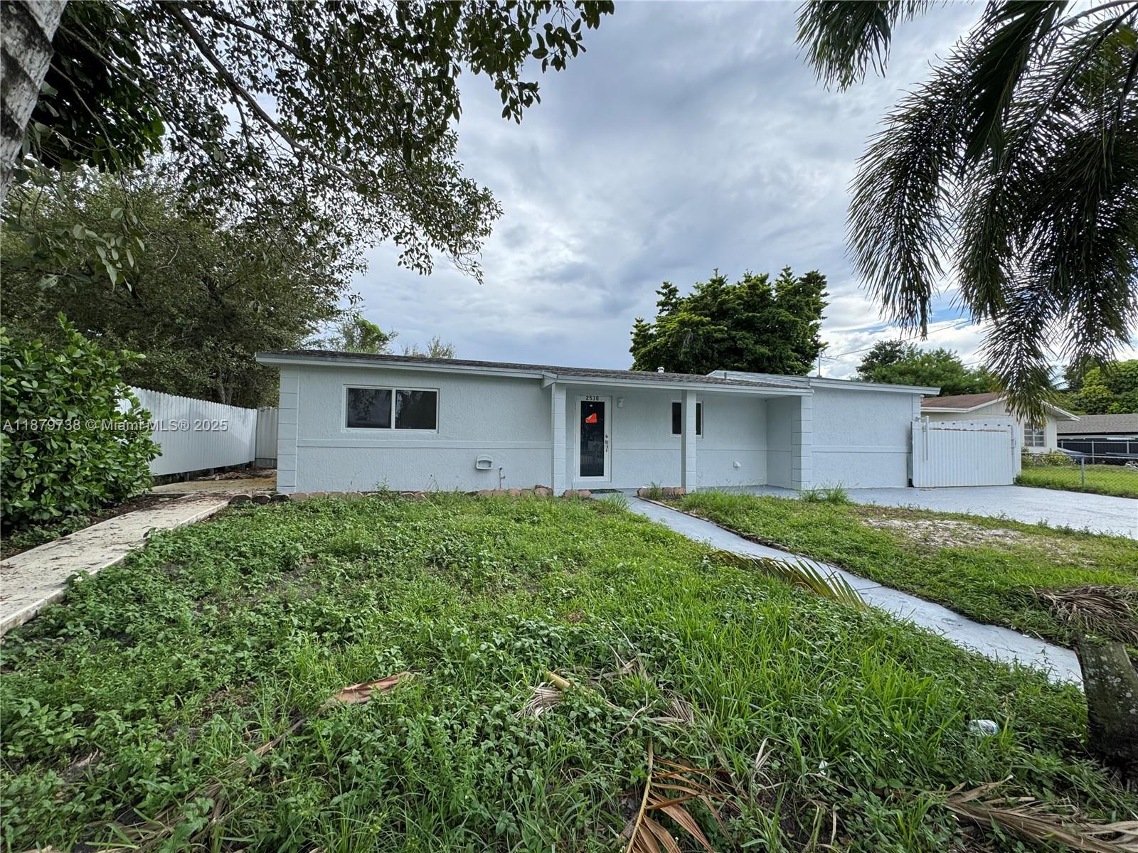 LAKE LUCERNE SEC 4 - Residential