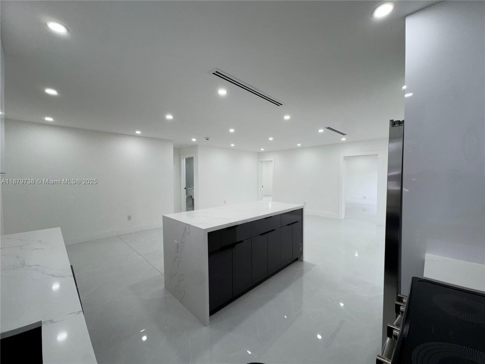 LAKE LUCERNE SEC 4 - Residential