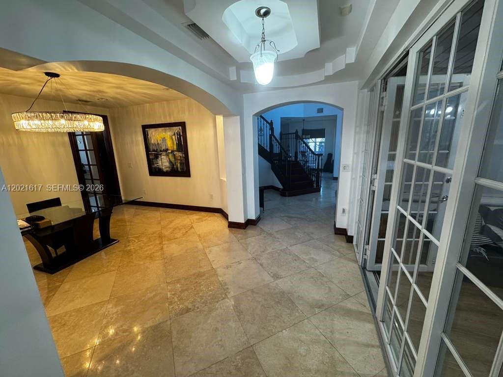 ISLANDS AT DORAL NORTHWES - Residential