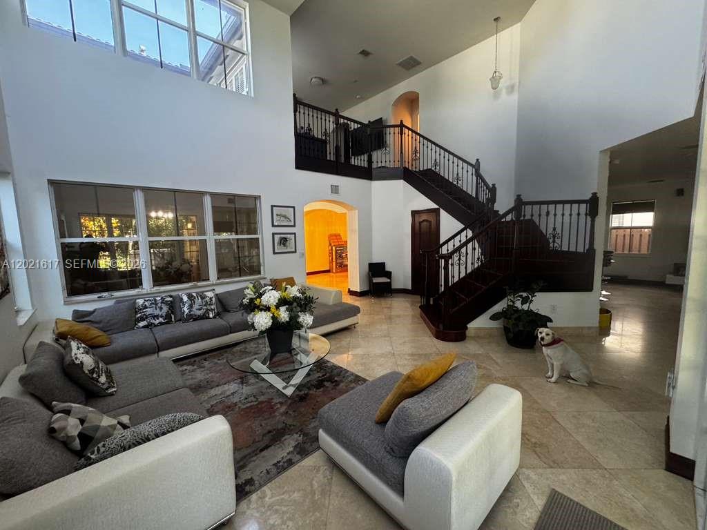 ISLANDS AT DORAL NORTHWES - Residential