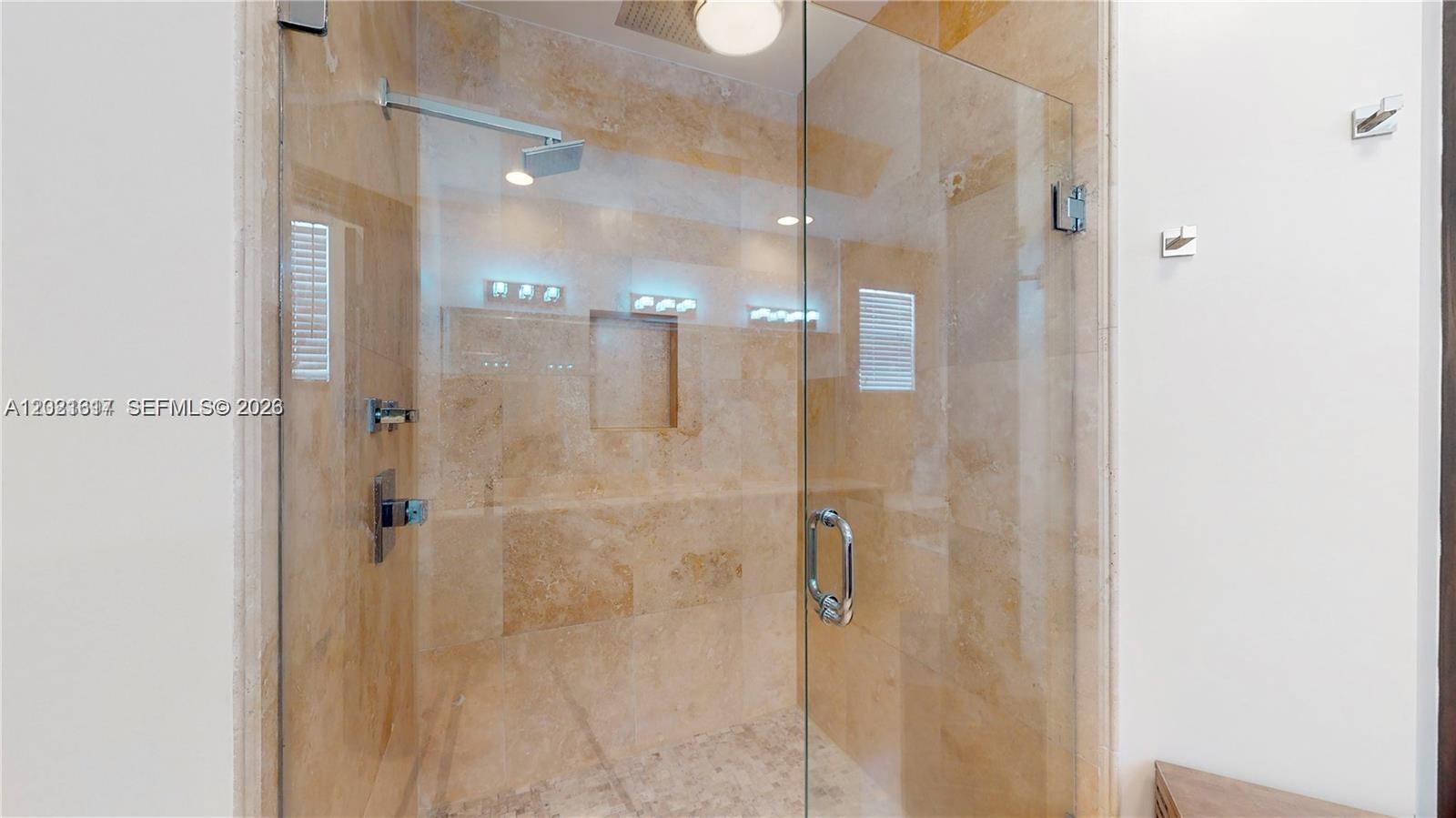 ISLANDS AT DORAL NORTHWES - Residential