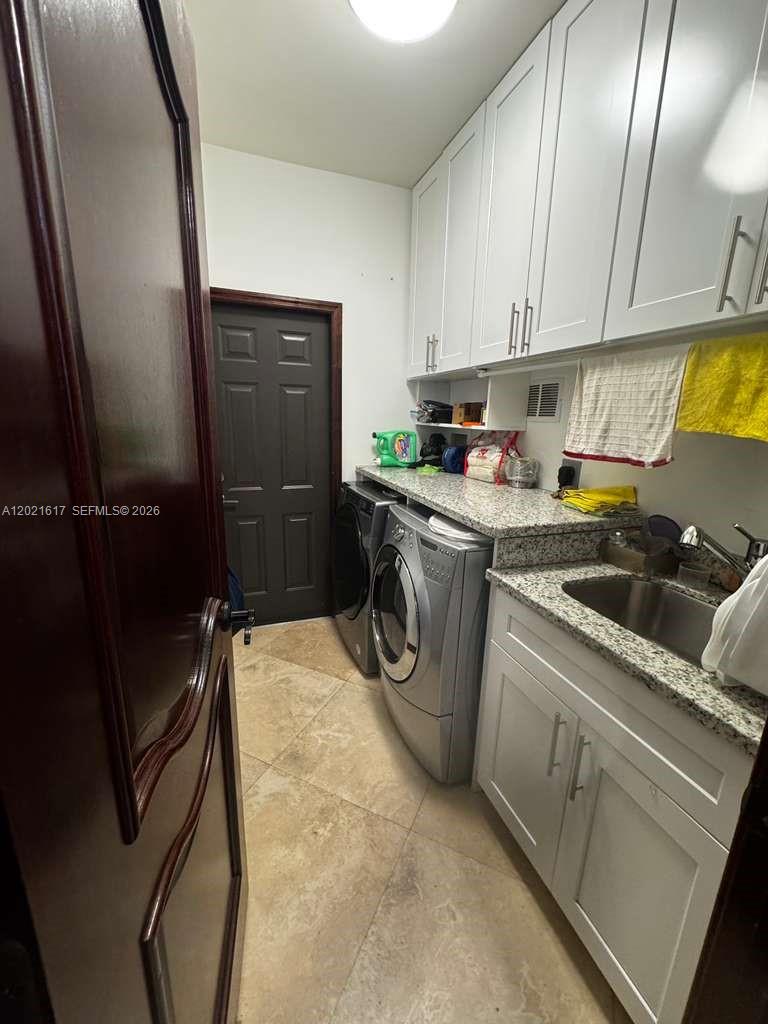 ISLANDS AT DORAL NORTHWES - Residential