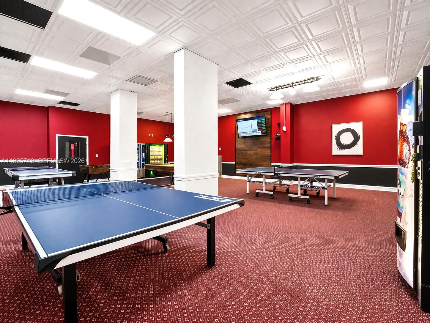 WINSTON TOWER 300 CONDO - Residential