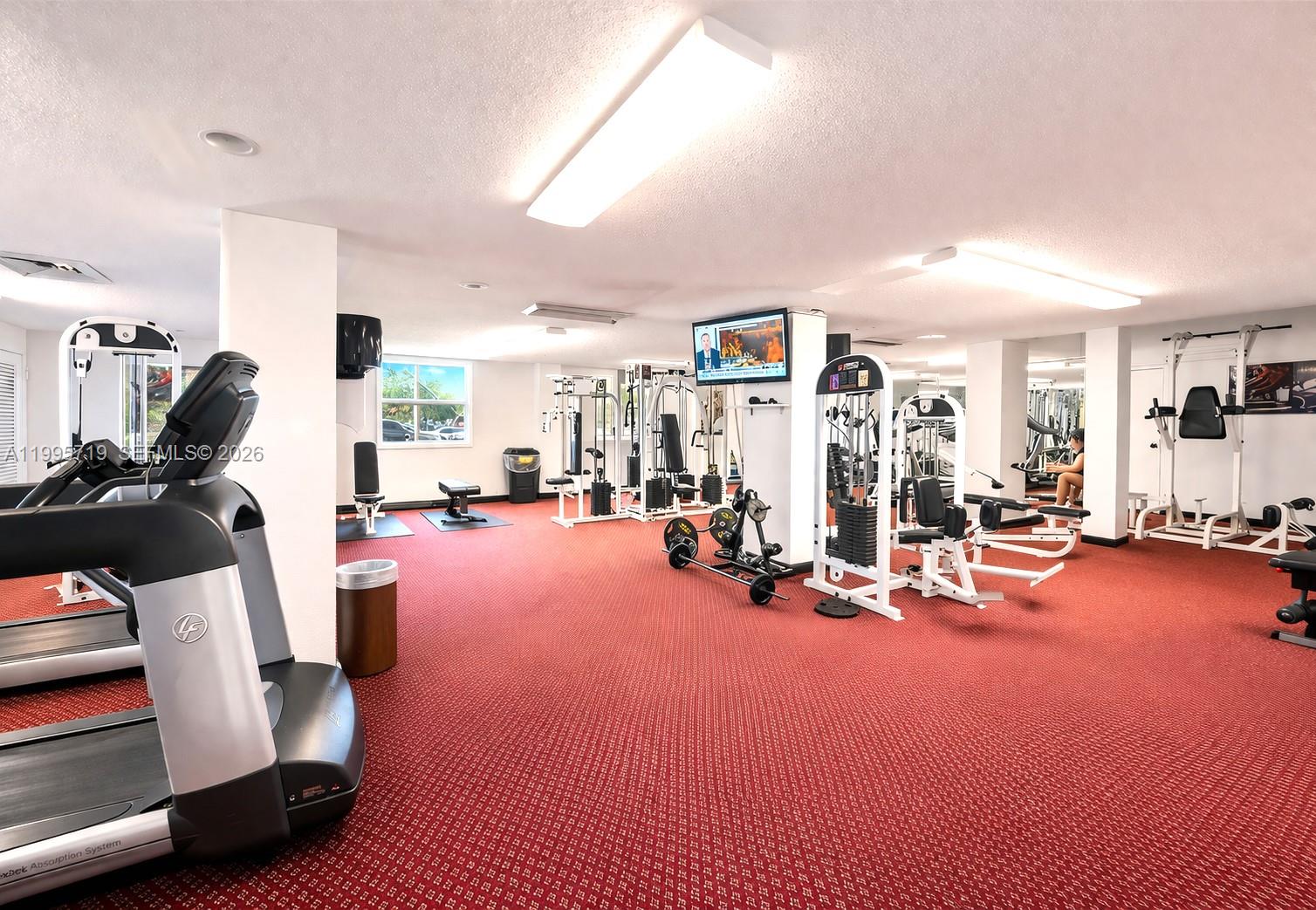 WINSTON TOWER 300 CONDO - Residential