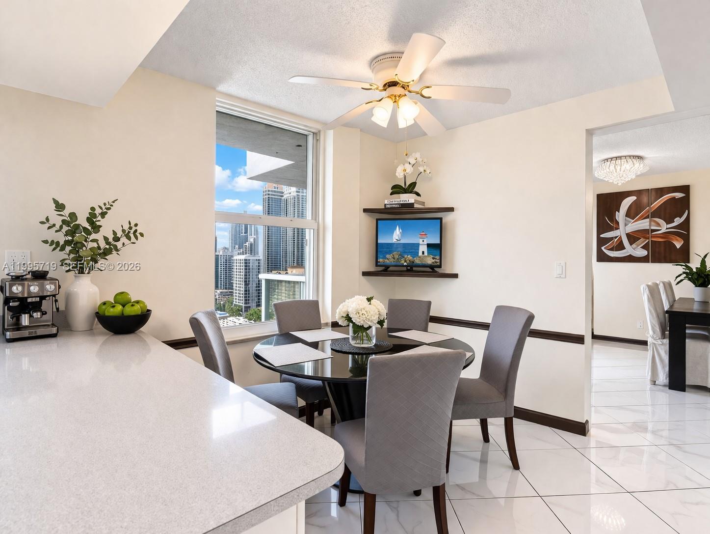 WINSTON TOWER 300 CONDO - Residential