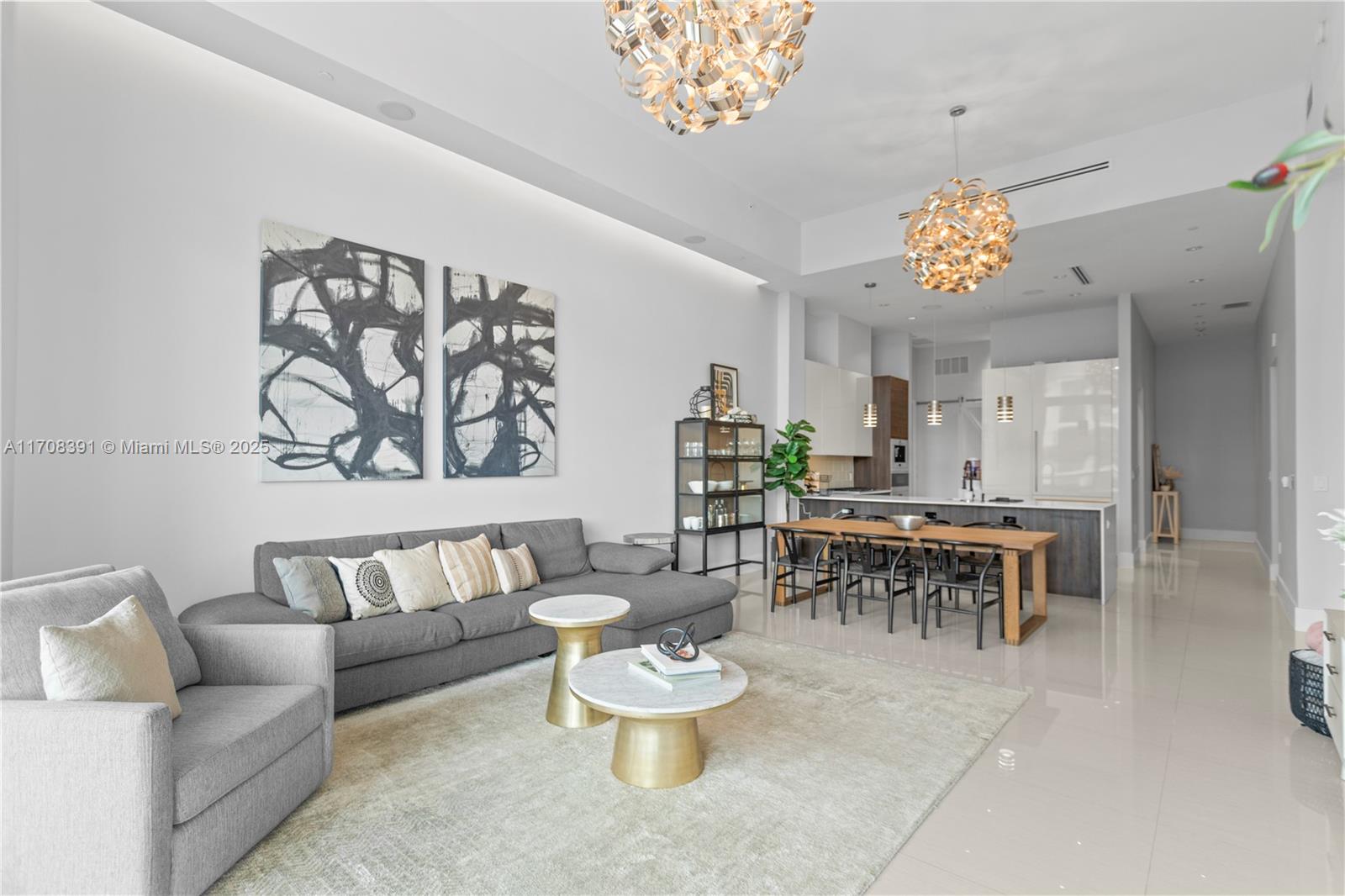 ECHO CONDO - Residential Lease