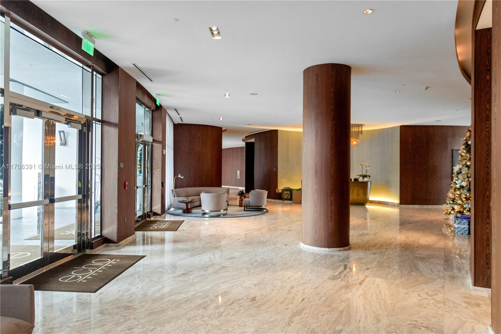 ECHO CONDO - Residential Lease