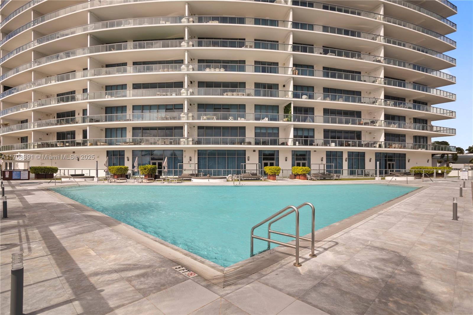 ECHO CONDO - Residential Lease