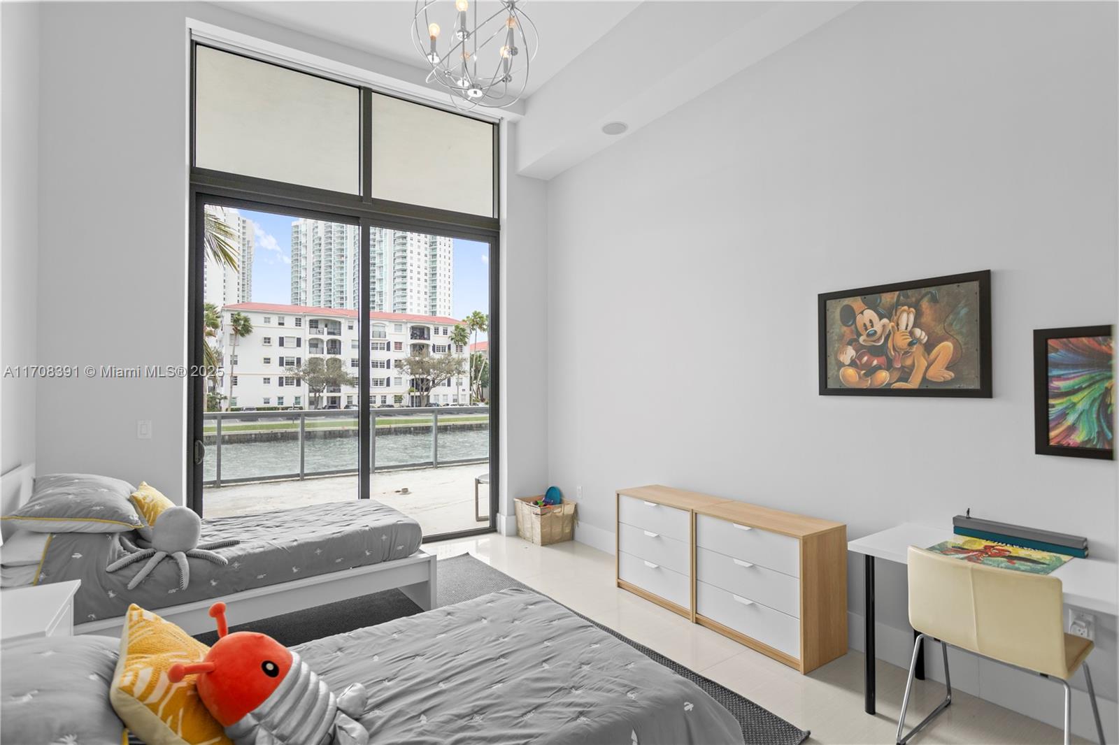 ECHO CONDO - Residential Lease